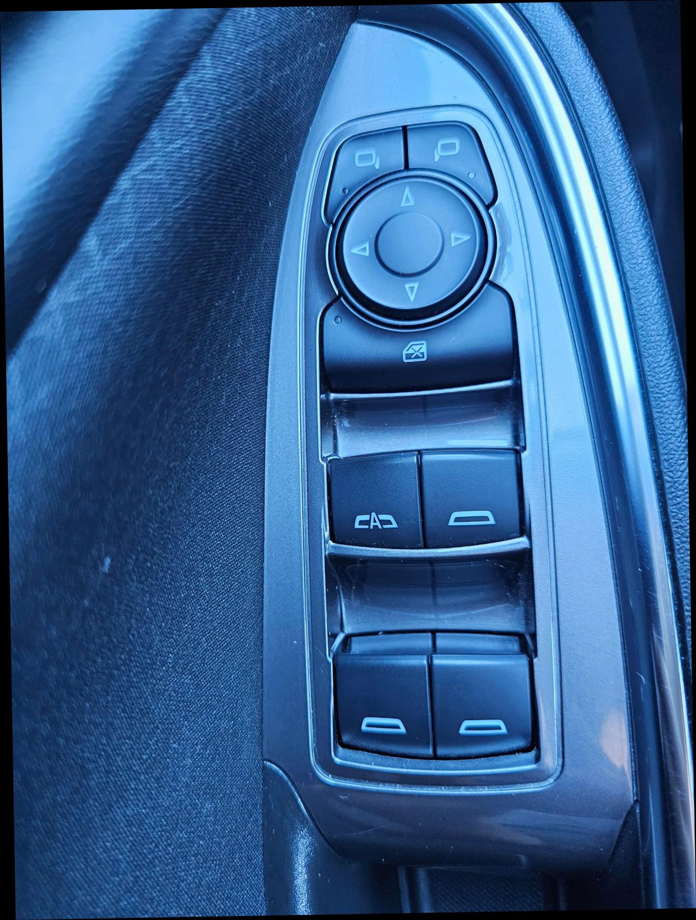 Used 2022 Chevrolet Malibu LT image 20