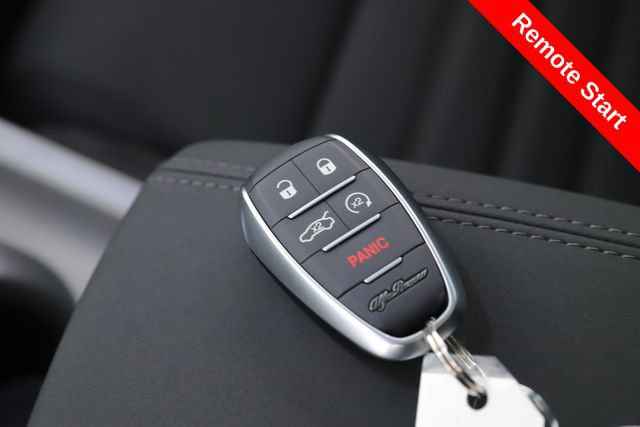 Used 2026 Alfa Romeo Tonale w/ Quick Order Package 23H Volce AWD/4WD image 3