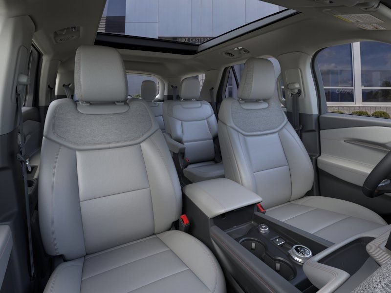 New 2026 Ford Explorer Active w/ Active Comfort Package AWD/4WD image 10
