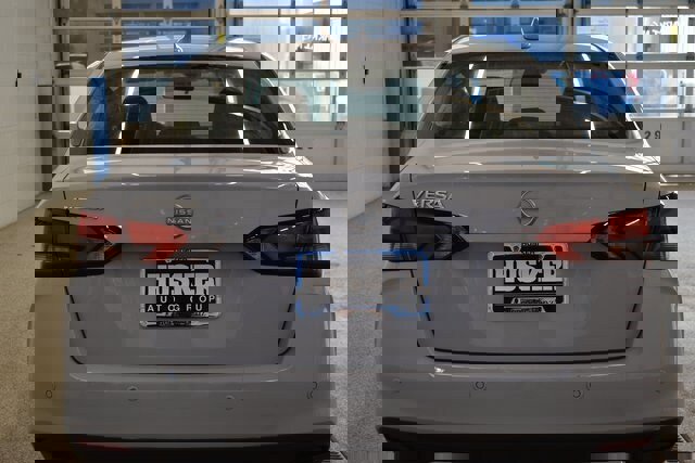 Used 2025 Nissan Versa SV image 11