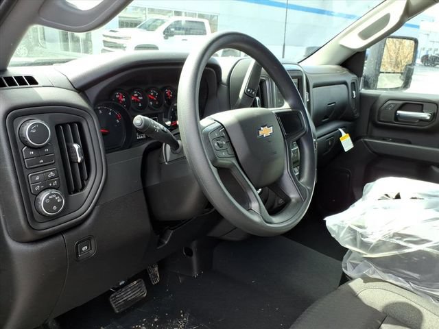 New 2026 Chevrolet Silverado 2500 Custom w/ Custom Value Package AWD/4WD image 5