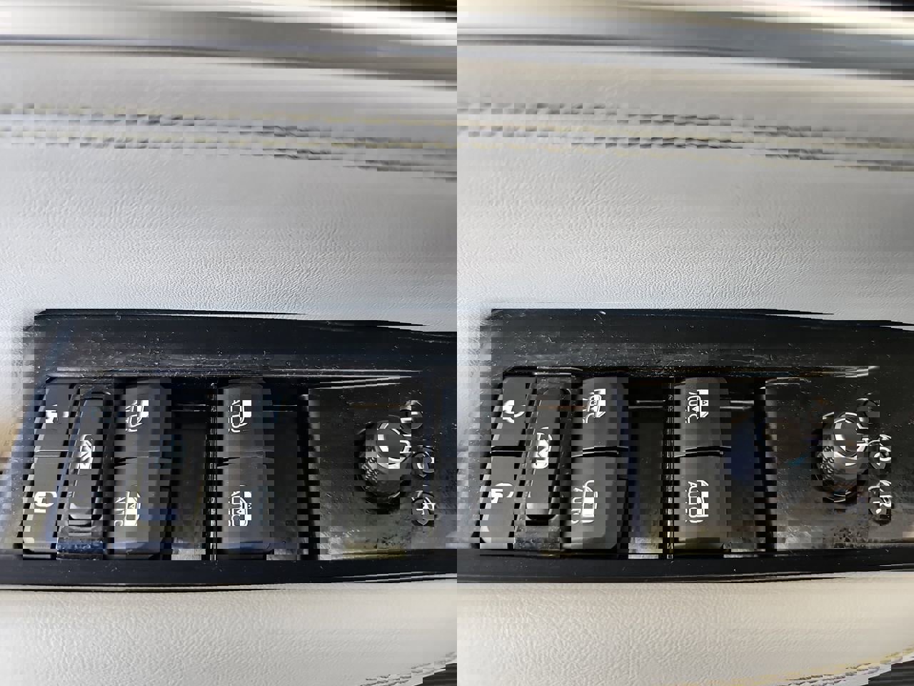 Used 2024 Jeep Wagoneer Series II w/ Convenience Group I image 35