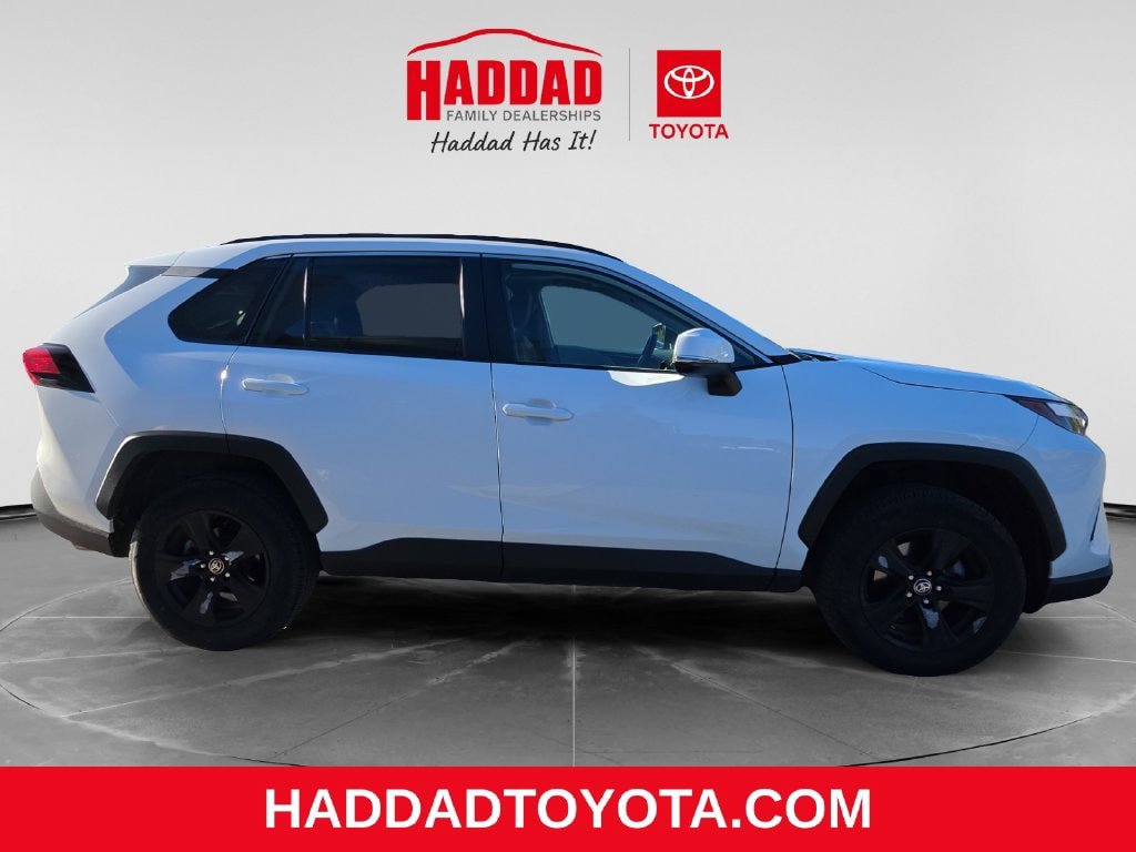 Used 2024 Toyota RAV4 XLE w/ Convenience Package AWD/4WD image 7