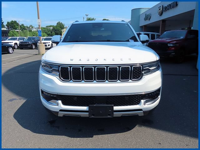 Used 2022 Jeep Wagoneer Series II AWD/4WD image 3