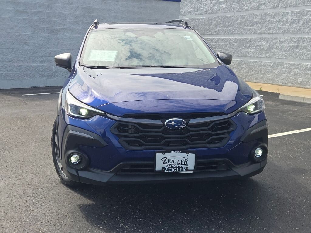 Used 2024 Subaru Crosstrek 2.5i Limited w/ Crosstrek Mirror Package AWD/4WD image 4