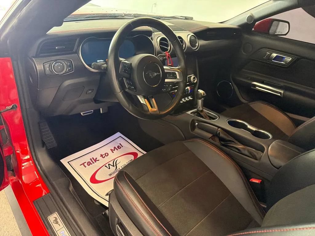 Used 2019 Ford Mustang GT Premium w/ Equipment Group 401A RWD image 9
