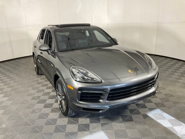 Used 2020 Porsche Cayenne E-Hybrid image 41