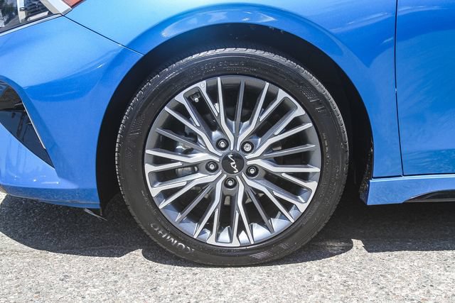 Certified 2023 Kia Forte GT-Line FWD image 12
