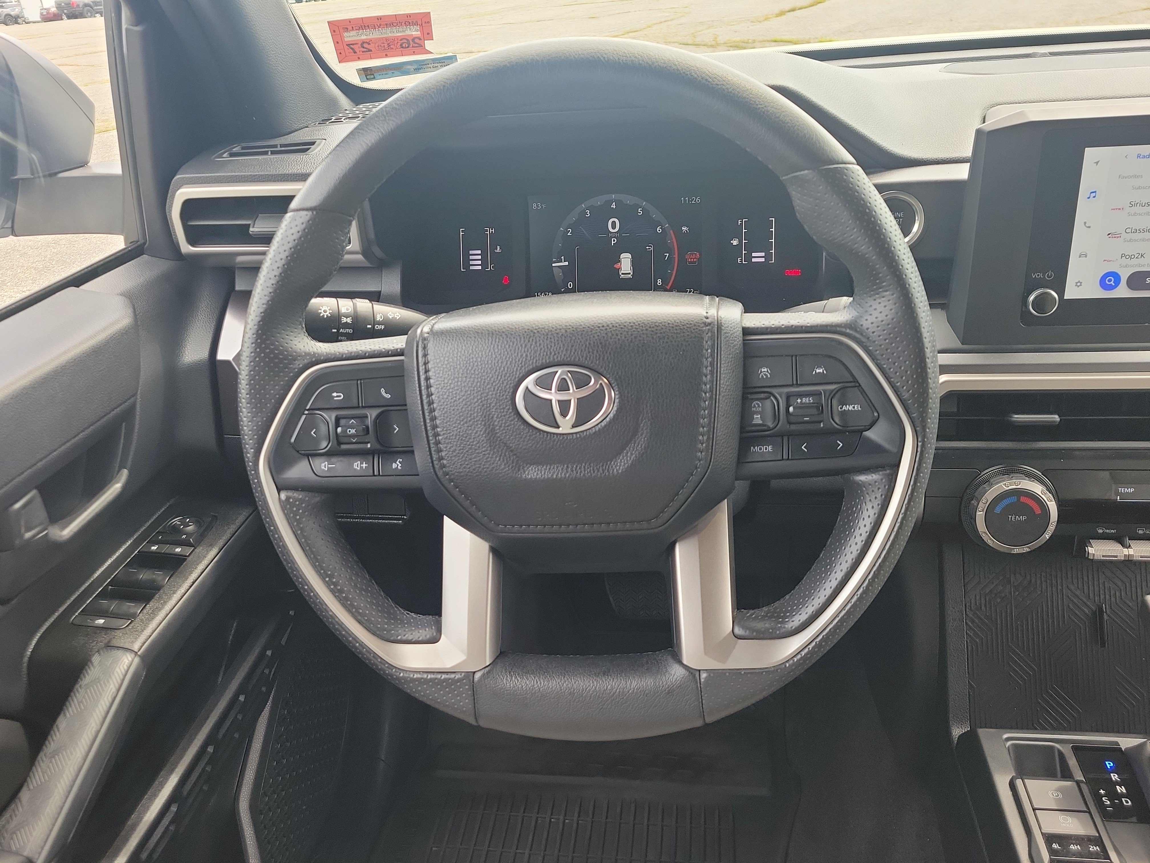 Used 2025 Toyota 4Runner SR5 AWD/4WD image 21