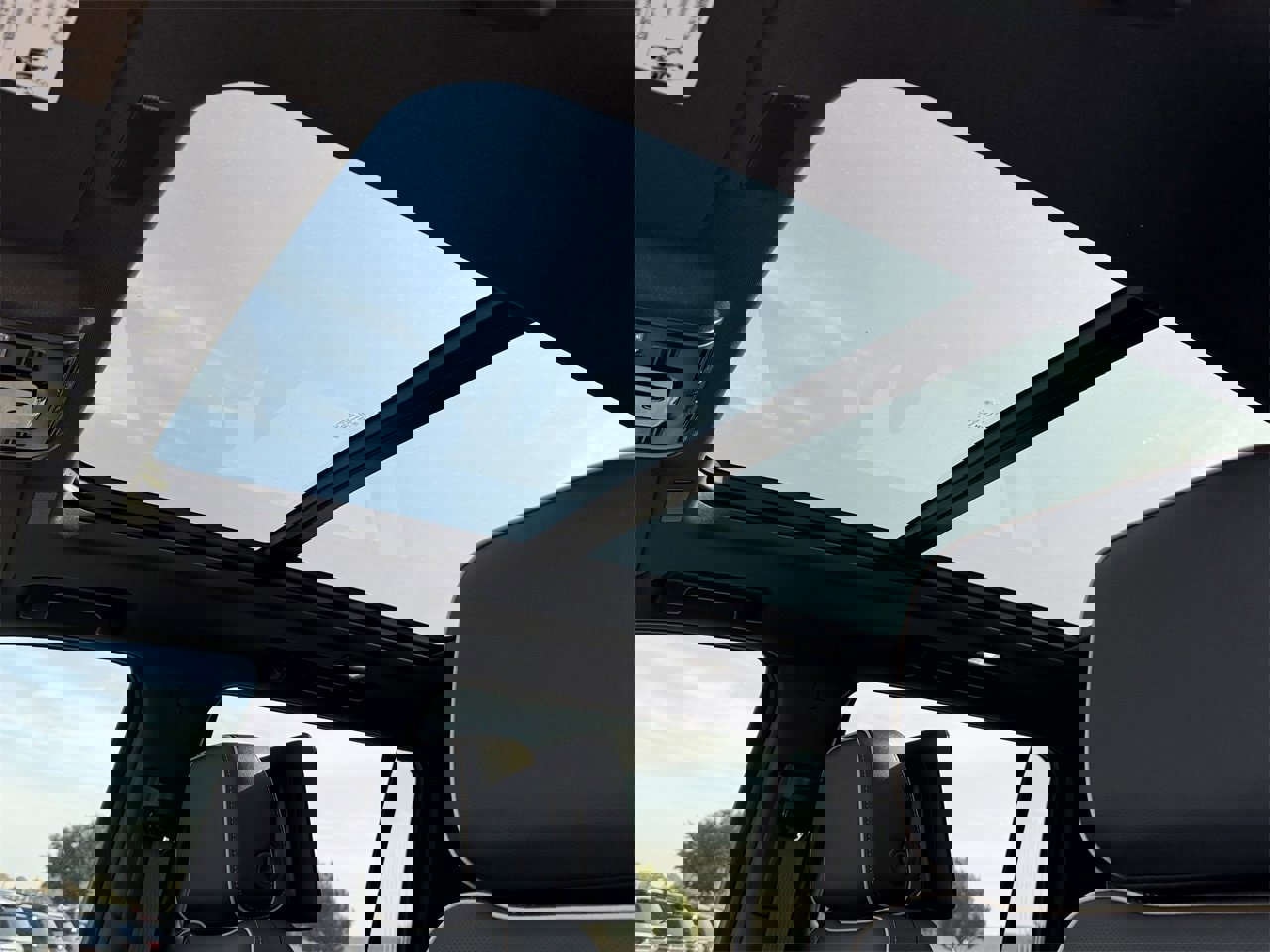 New 2026 Chevrolet Suburban Premier image 22