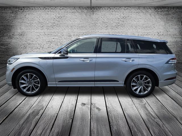 Used 2020 Lincoln Aviator Grand Touring w/ Elements Package Plus image 2