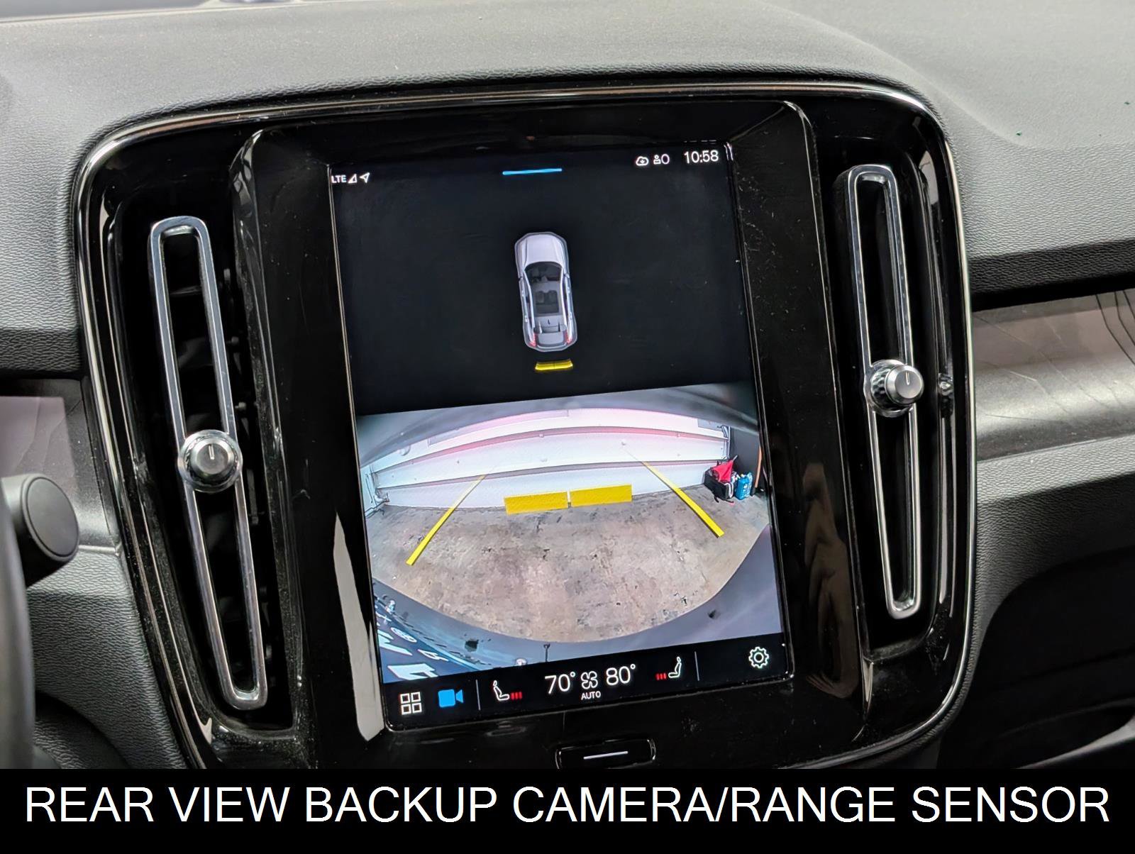 Used 2023 Volvo C40 Recharge Core image 35