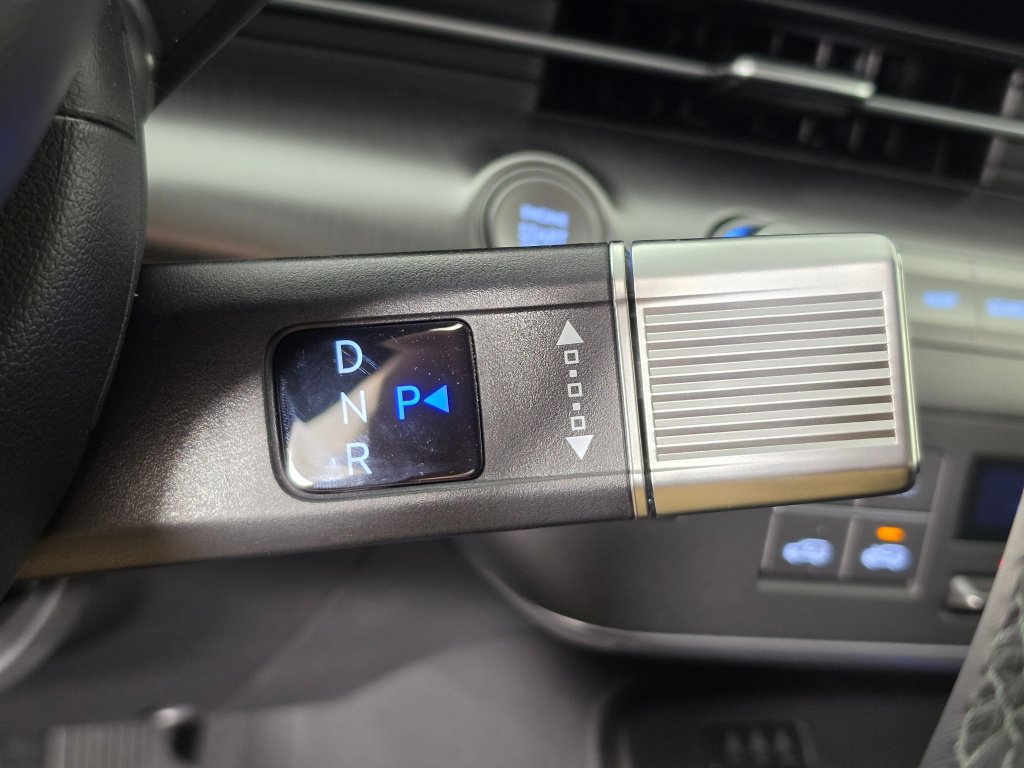 Used 2026 Hyundai Kona SEL Premium AWD/4WD image 23