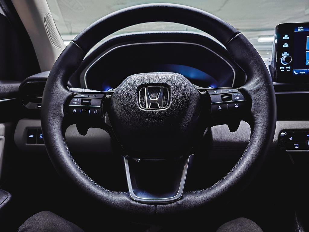 Used 2025 Honda Pilot EX-L image 20