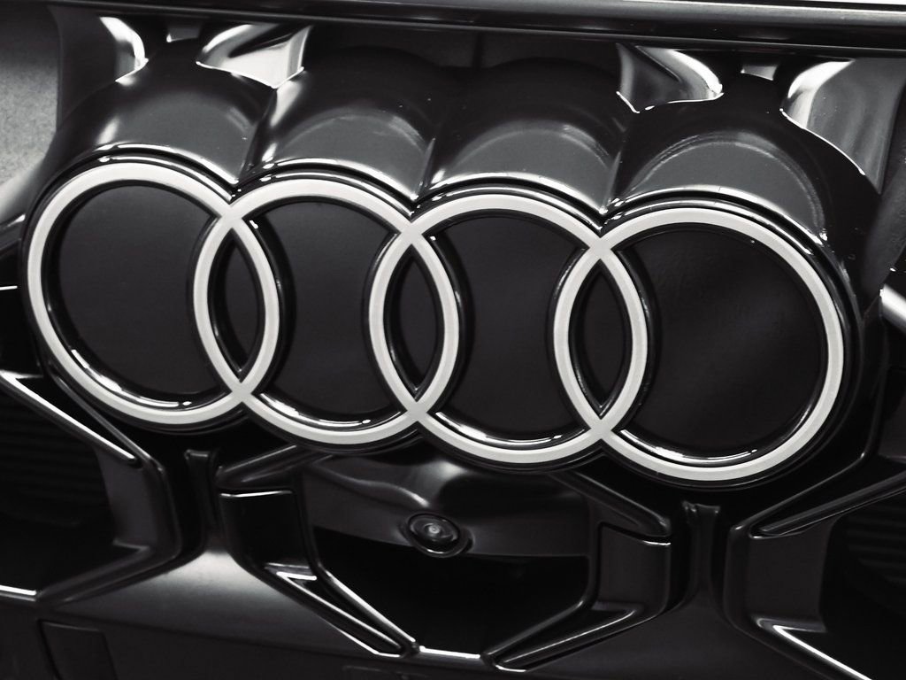 Used 2025 Audi SQ5 Premium Plus w/ Premium Plus Package image 85