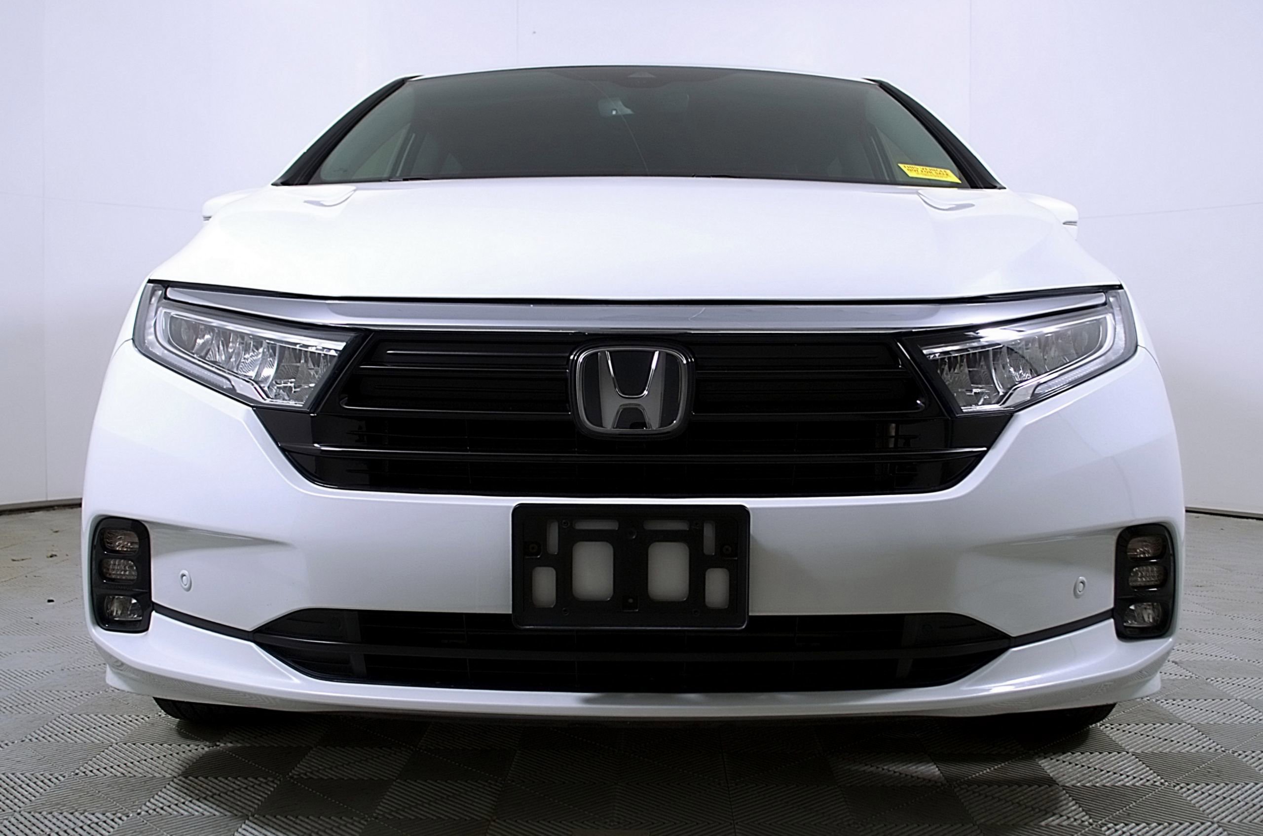 Used 2024 Honda Odyssey Elite image 5