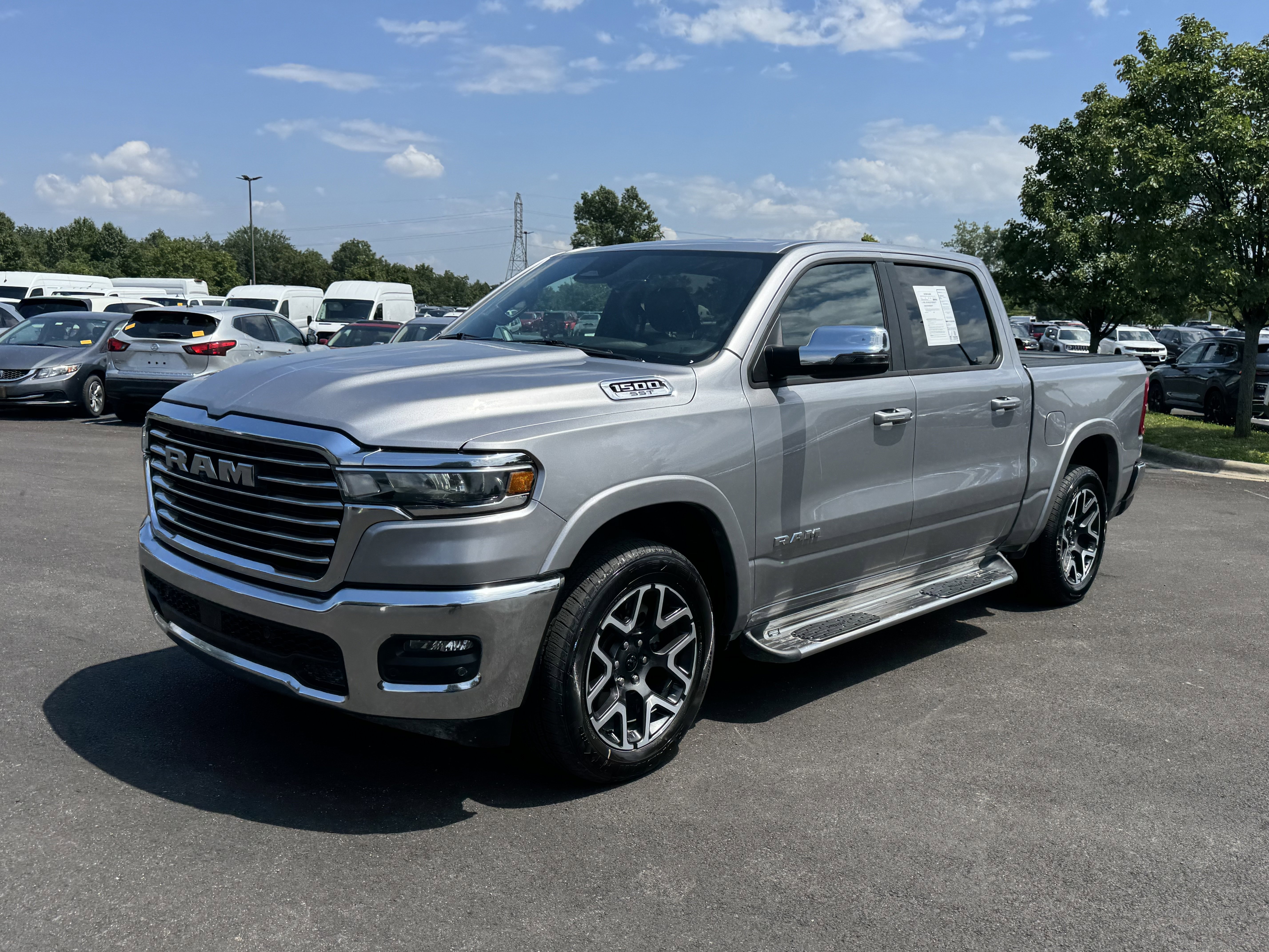 Used 2025 RAM 1500 Laramie image 5