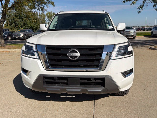 Used 2024 Nissan Armada SL w/ Captain's Chairs Package AWD/4WD image 3