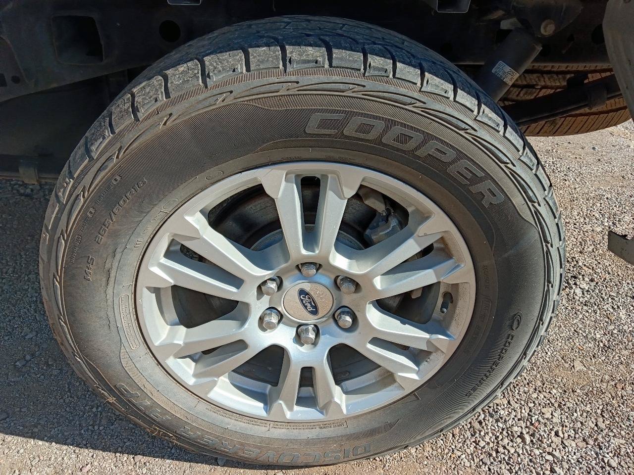 Used 2015 Ford F150 Lariat RWD image 27