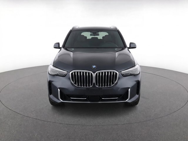Used 2024 BMW X5 xDrive40i w/ Executive Package image 5