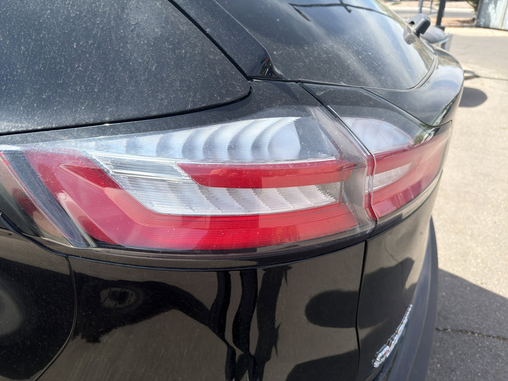 Used 2022 Ford Edge SEL image 14