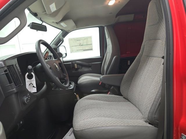 New 2026 Chevrolet Express 3500 w/ Driver Convenience Package image 18