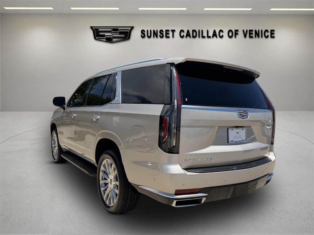Certified 2023 Cadillac Escalade Premium Luxury AWD/4WD image 5
