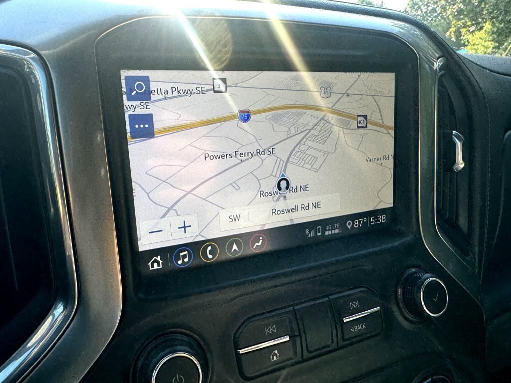 Used 2020 Chevrolet Silverado 2500 LTZ w/ LTZ Premium Package image 21