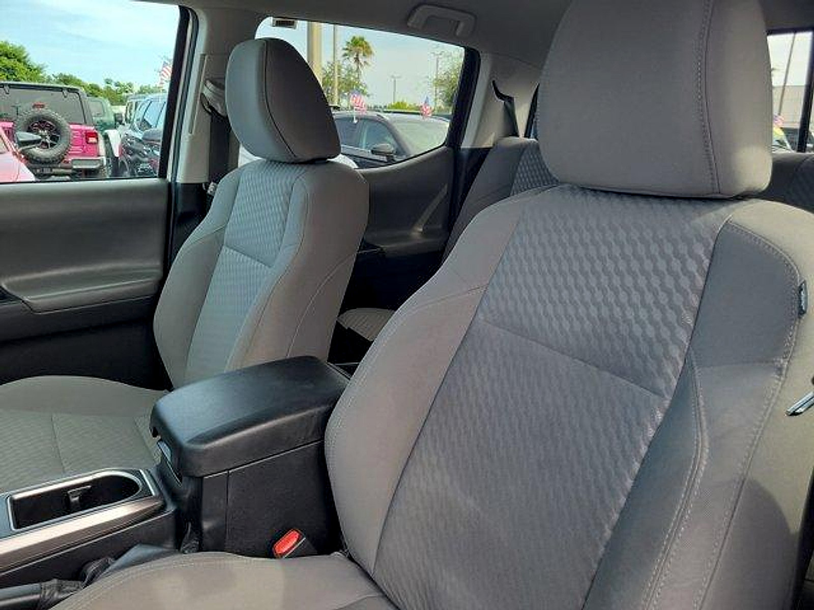 Used 2023 Toyota Tacoma SR5 RWD image 23