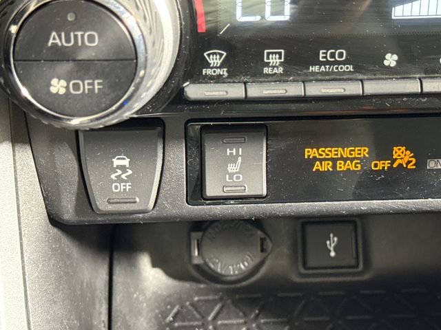 Used 2022 Toyota RAV4 XLE w/ Convenience Package AWD/4WD image 45