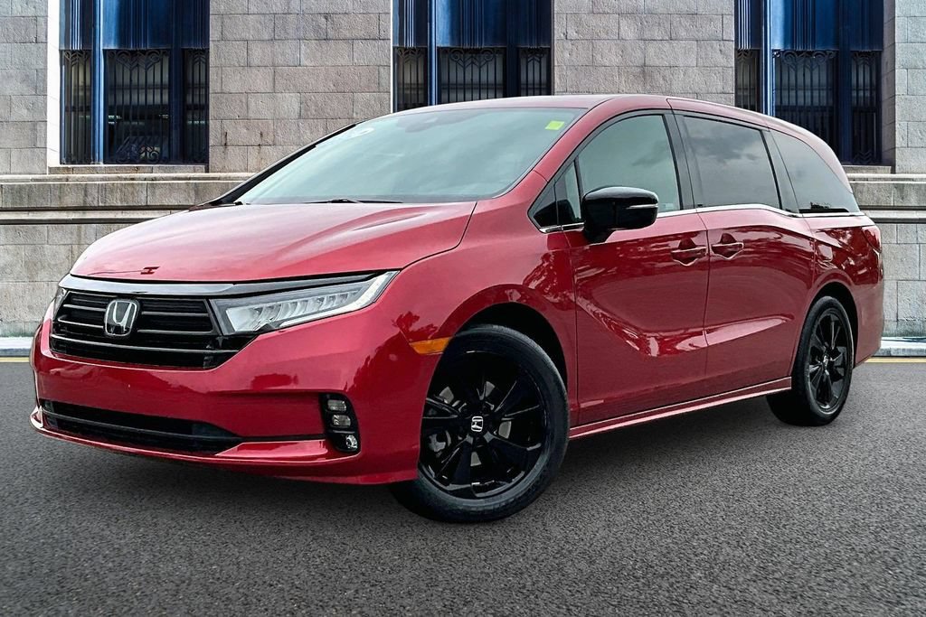 Used 2024 Honda Odyssey Sport image 2