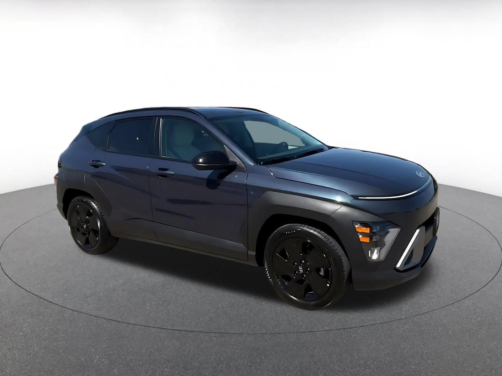 Used 2026 Hyundai Kona SEL Sport FWD image 2