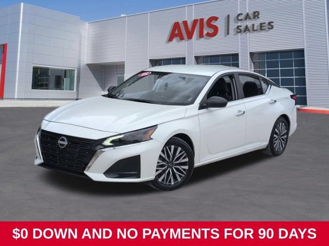Used 2025 Nissan Altima 2.5 SV FWD image 1