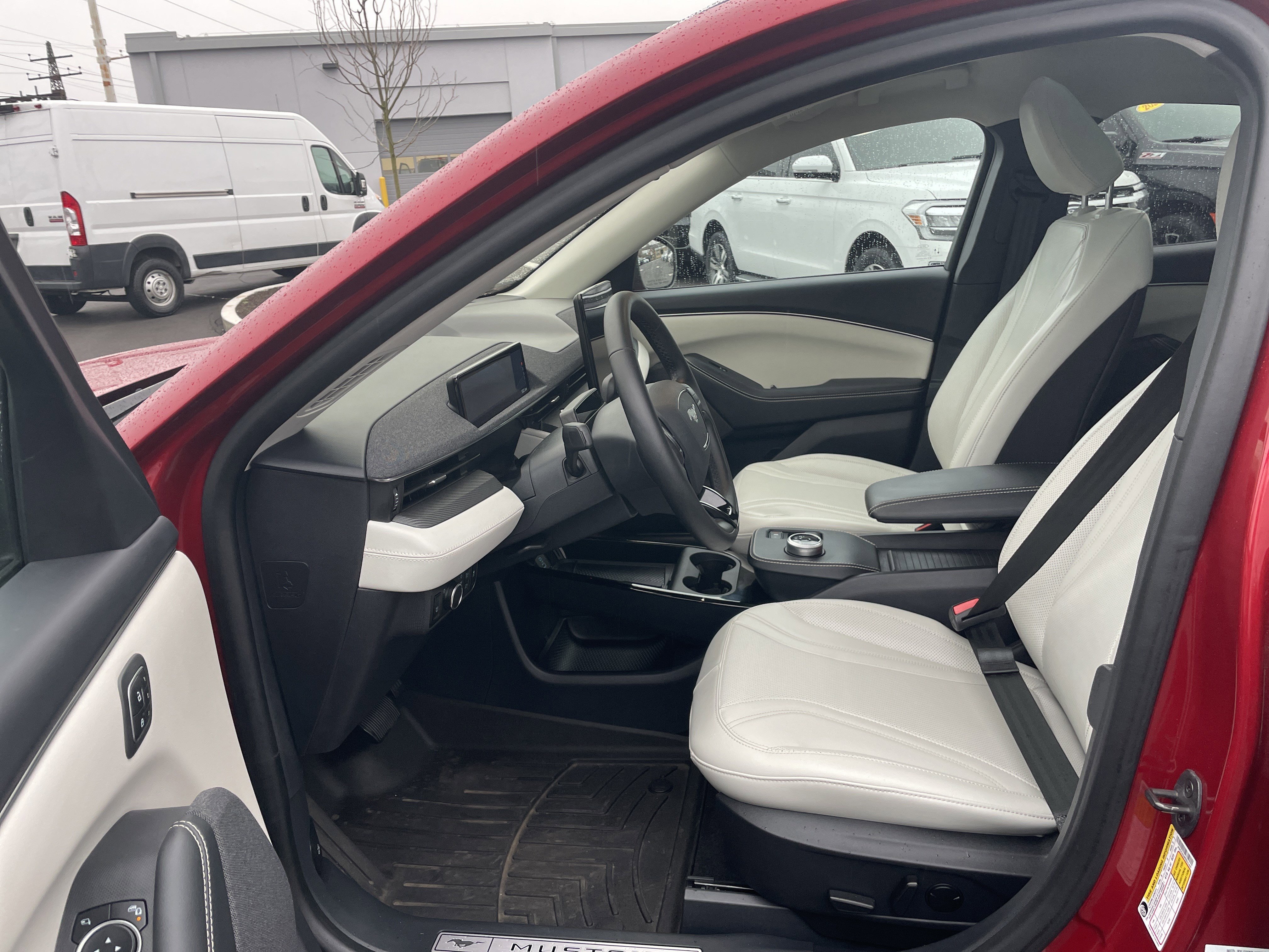 Used 2023 Ford Mustang Mach-E Premium image 38