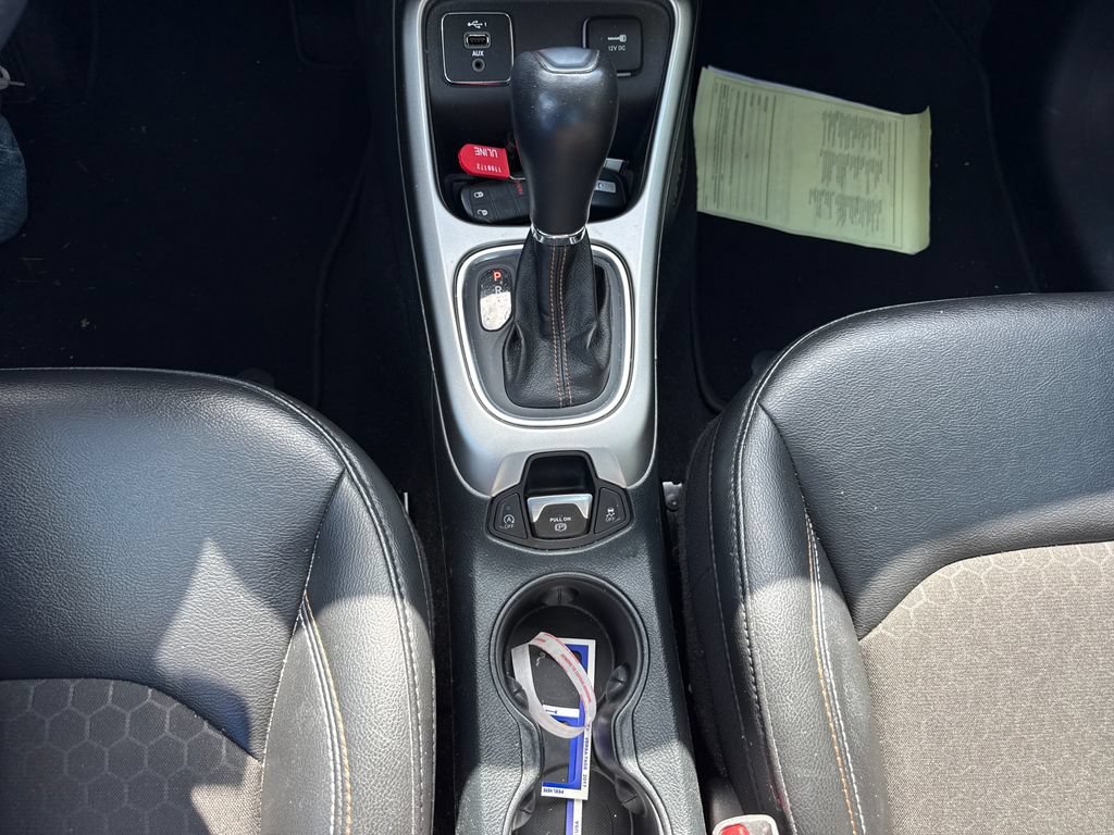 Used 2020 Jeep Compass Latitude FWD image 23