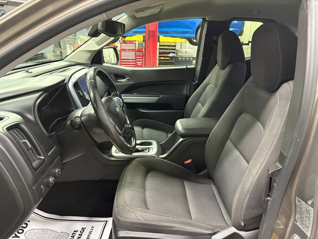 Used 2015 Chevrolet Colorado LT w/ LT Convenience Package AWD/4WD image 10