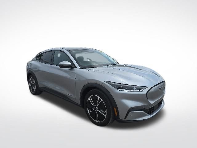 Used 2021 Ford Mustang Mach-E Select w/ Comfort/Appearance Package AWD/4WD image 1