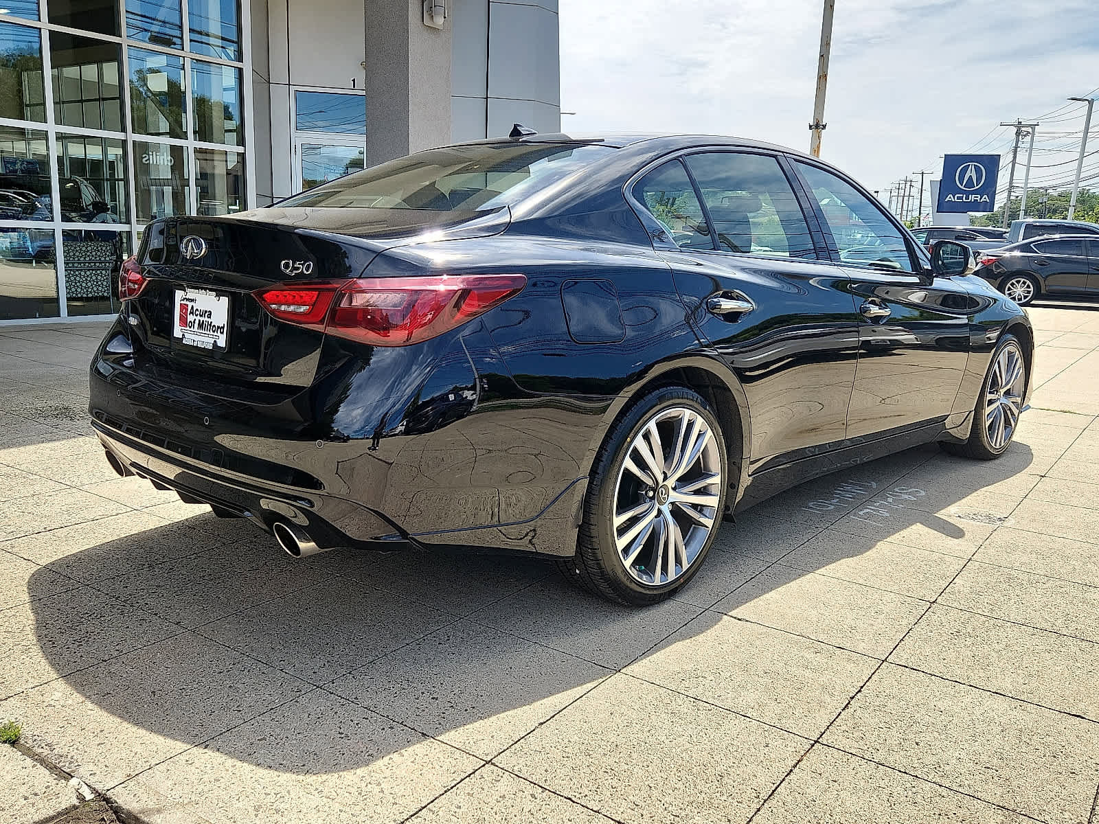 Used 2023 INFINITI Q50 Sensory image 5