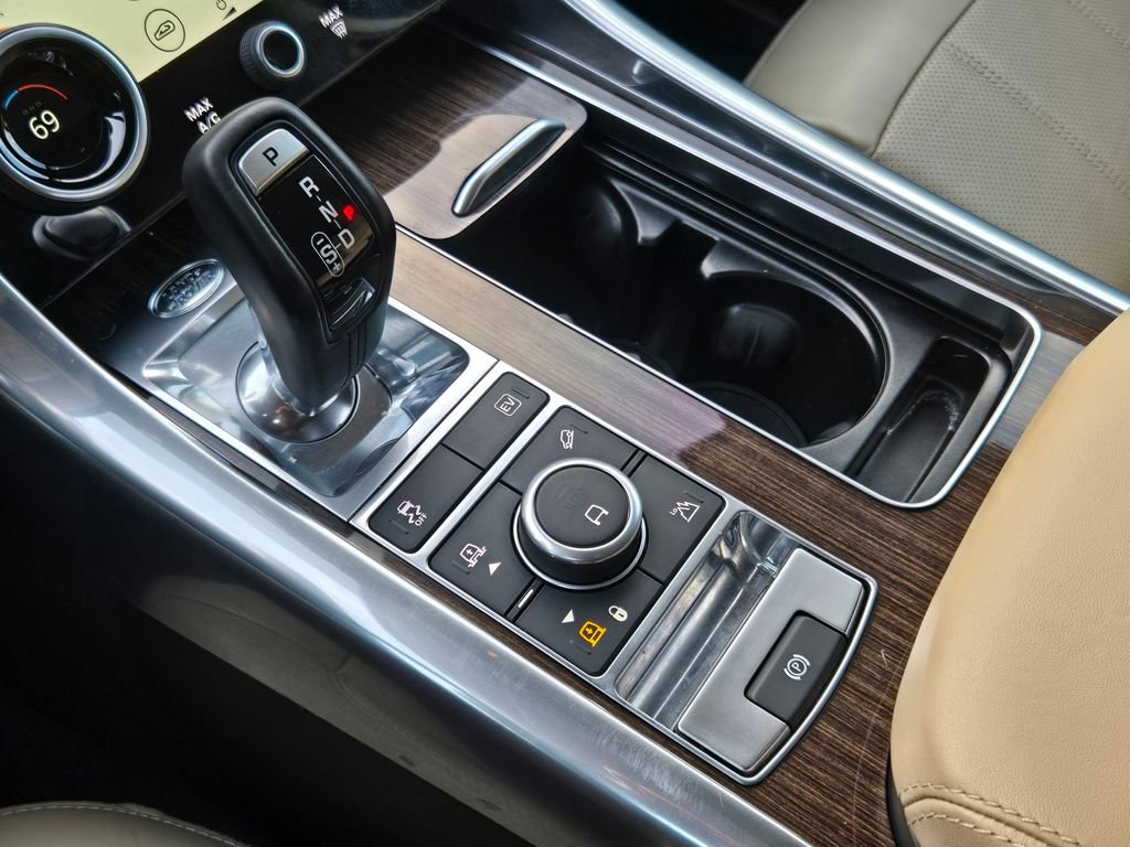 Used 2020 Land Rover Range Rover Sport HSE image 22