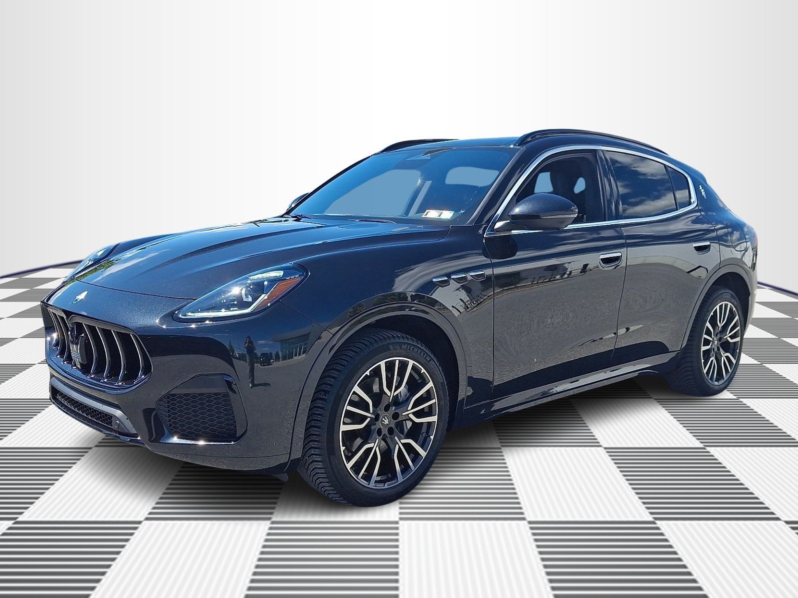 Certified 2025 Maserati Grecale GT AWD/4WD image 7