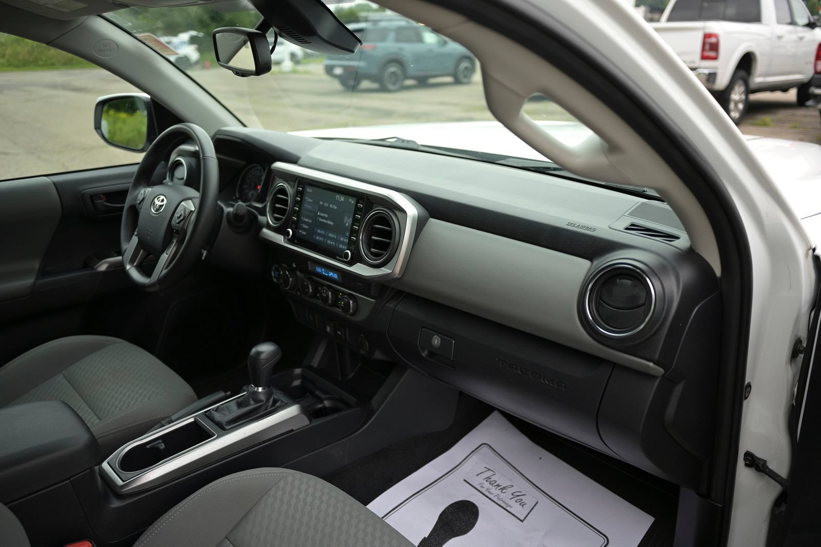 Used 2023 Toyota Tacoma SR5 AWD/4WD image 47