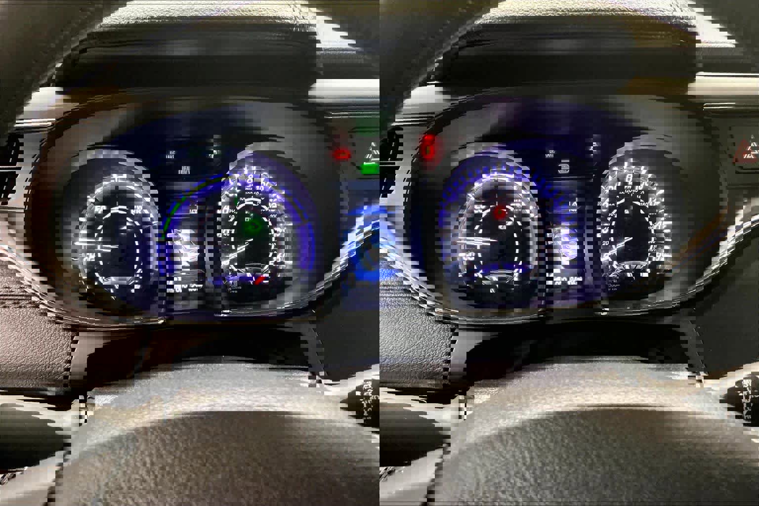 Used 2016 Toyota Avalon Limited w/ Toyota Safety Sense Package image 23