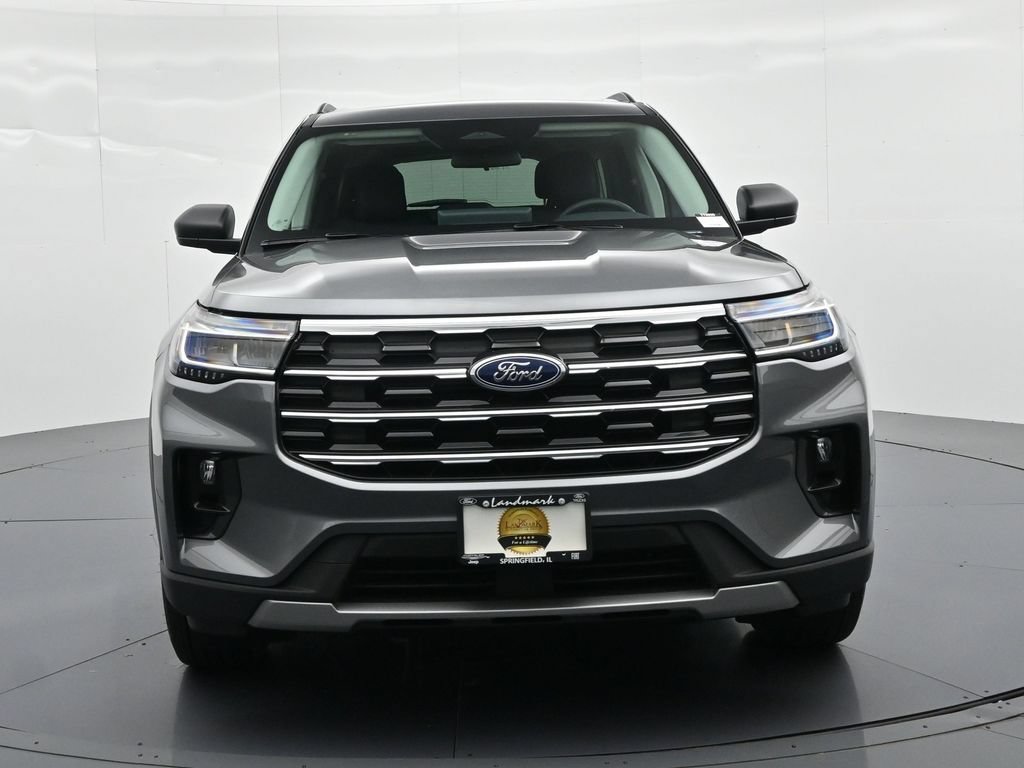 New 2026 Ford Explorer Active w/ Active Comfort Package AWD/4WD image 3