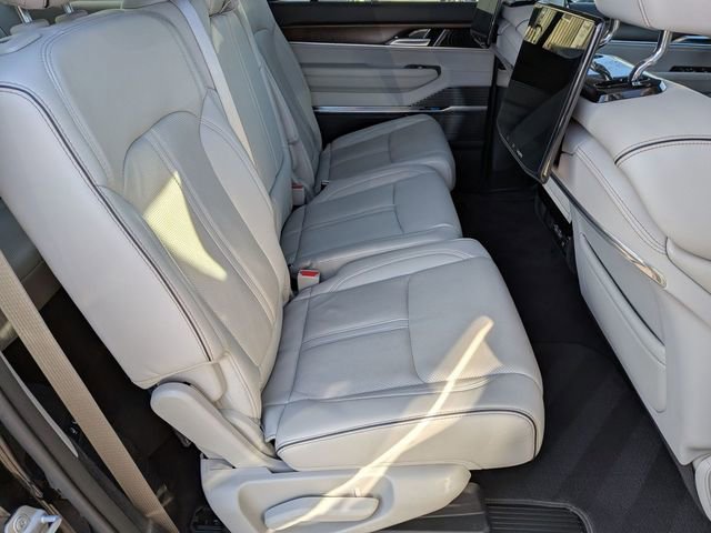 Used 2024 Jeep Grand Wagoneer Series II w/ Convenience Group III image 30