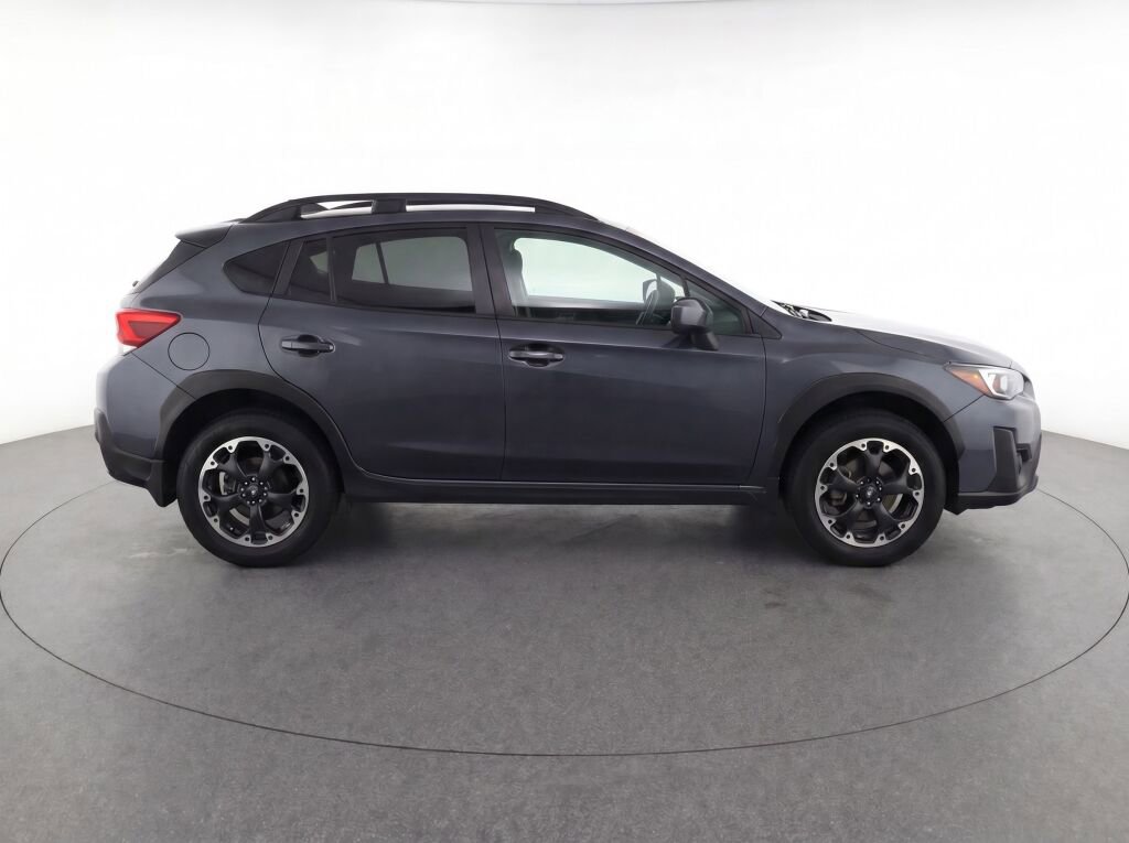 Used 2021 Subaru Crosstrek 2.0i Premium w/ Moonroof Package AWD/4WD image 8
