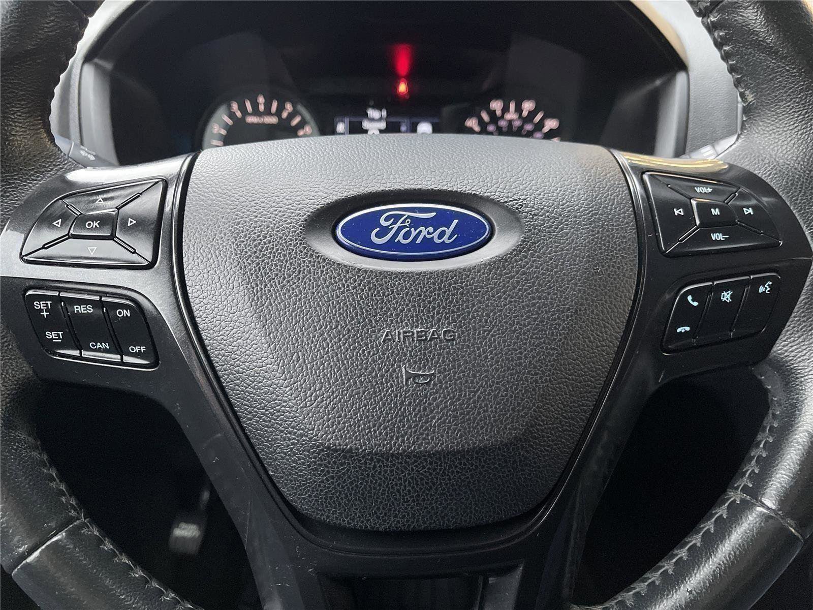 Used 2017 Ford Explorer XLT image 20