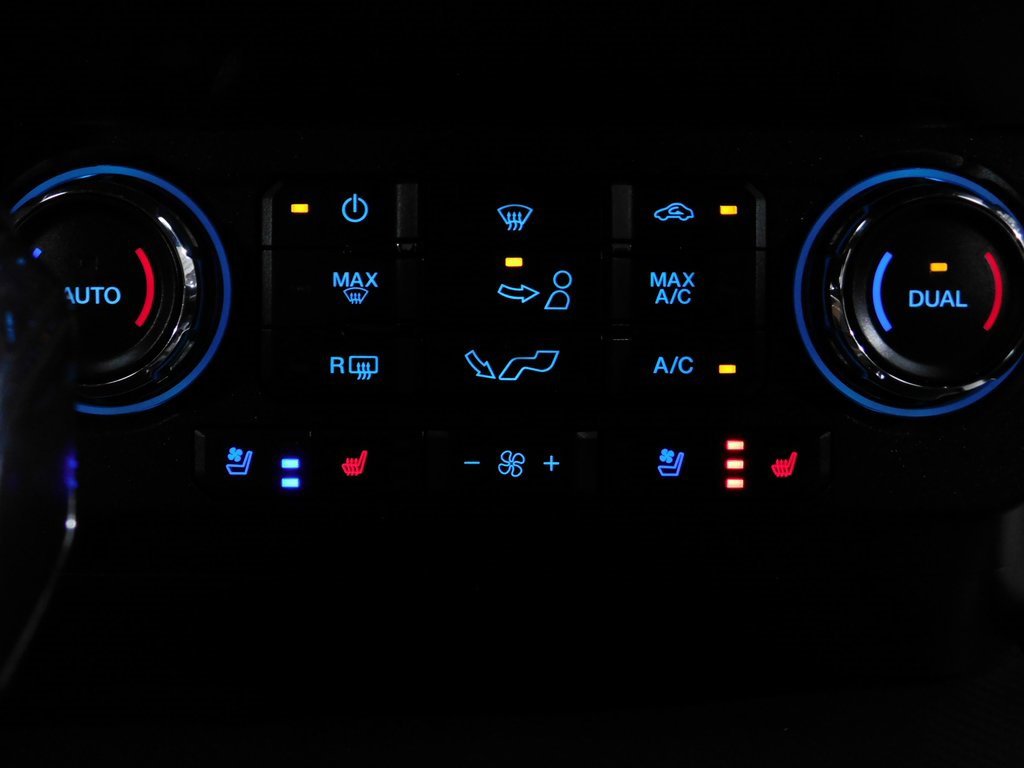 Used 2019 Ford F150 Lariat image 48