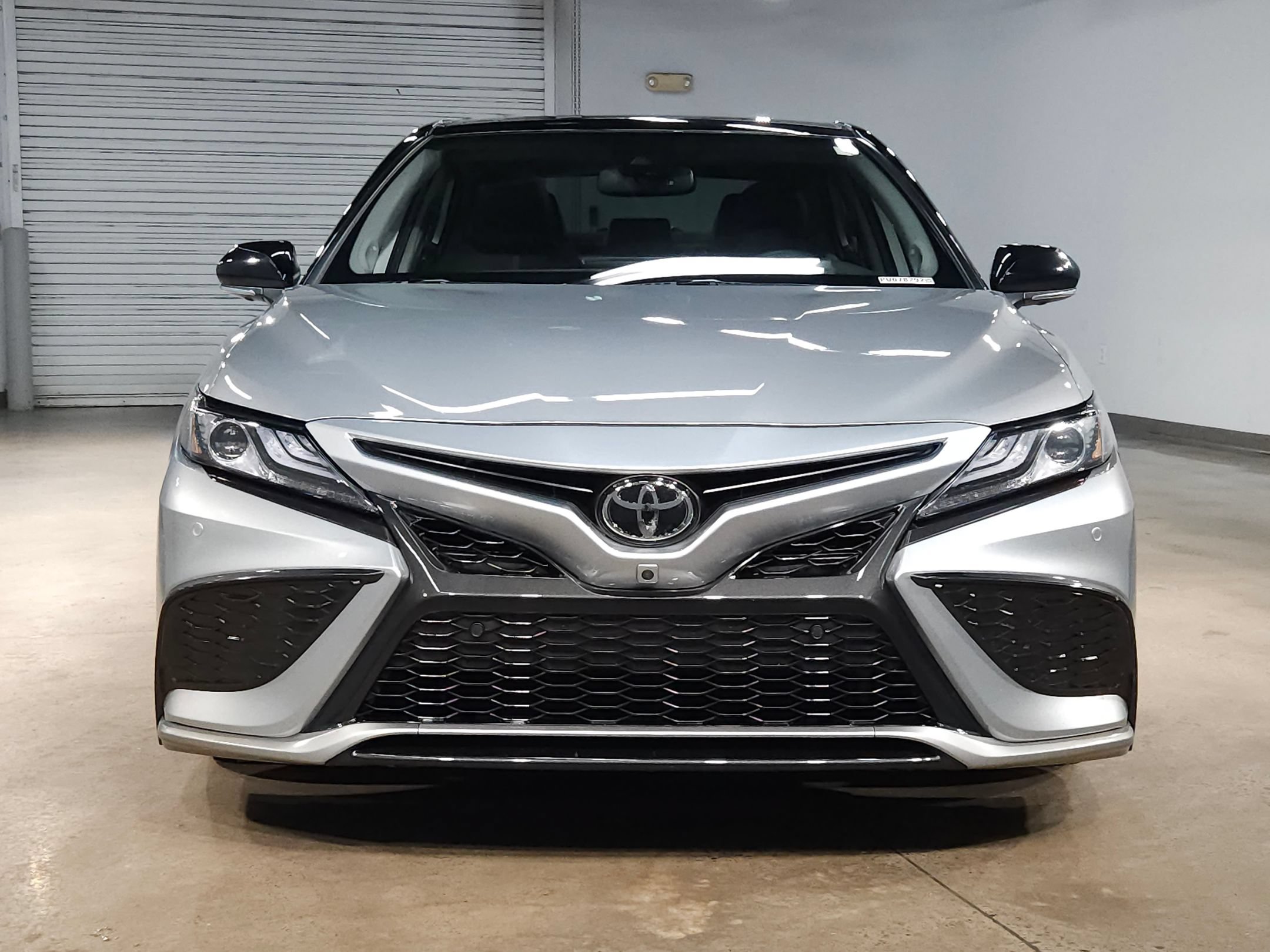 Used 2023 Toyota Camry XSE w/ Navigation Package FWD image 2