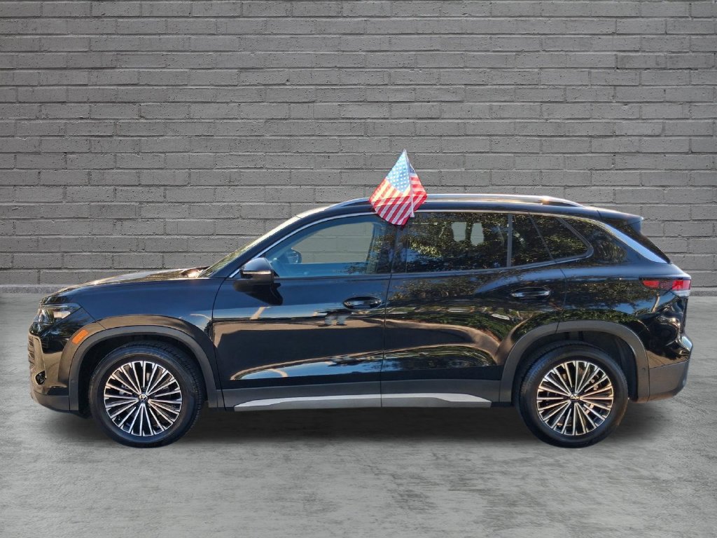 Used 2026 Volkswagen Tiguan S w/ 18" Wheel Package FWD image 5