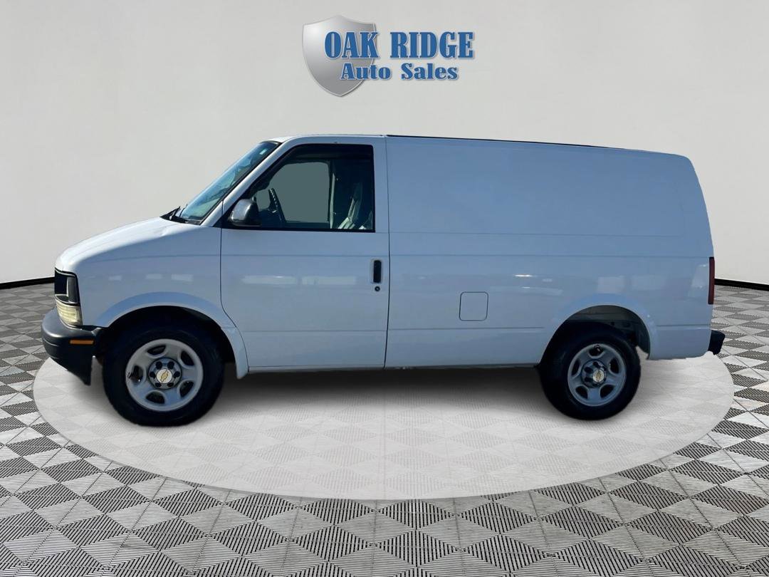 Used 2004 Chevrolet Astro AWD w/ Convenience Package image 8